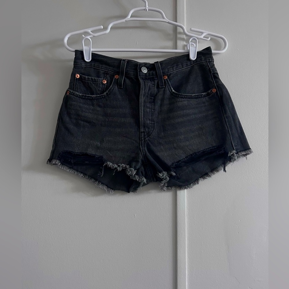 NWOT) Levi’s 501 high rise shorts
